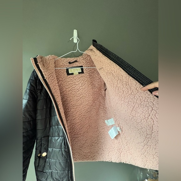 Michael Kors Girls Puffer Jacket With Hood/ Black Girls Size 16, fleece lined - Picture 7 of 9